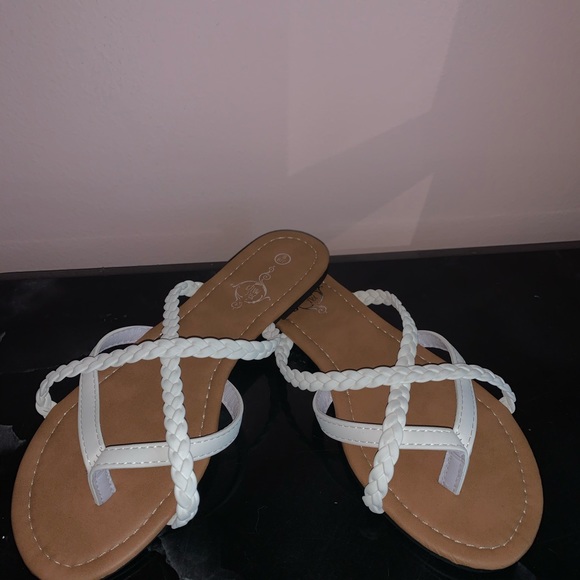 sandals🤍 - Picture 3 of 3